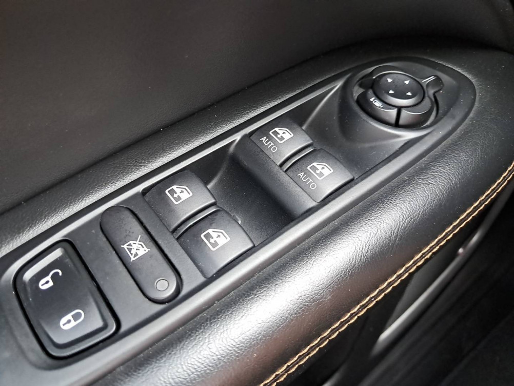 Acheter Jeep Compass Compass 1.6 I MultiJet II 120 ch BVM6 Limited 5p occasion dans les concessions du Groupe Faurie