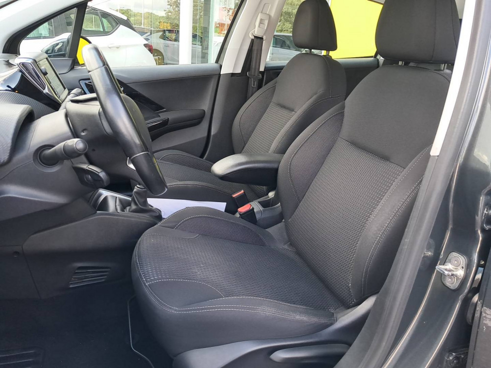 Acheter Peugeot 208 208 1.6 e-HDi 115ch FAP BVM6 Allure 5p occasion dans les concessions du Groupe Faurie