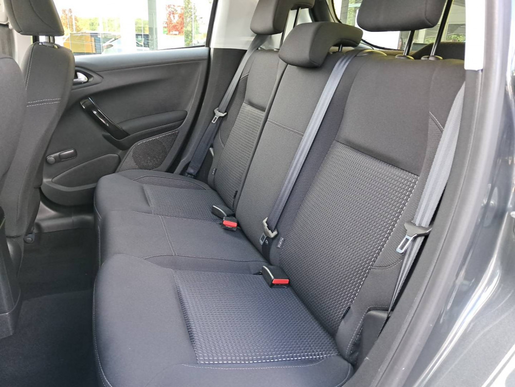 Acheter Peugeot 208 208 1.6 e-HDi 115ch FAP BVM6 Allure 5p occasion dans les concessions du Groupe Faurie