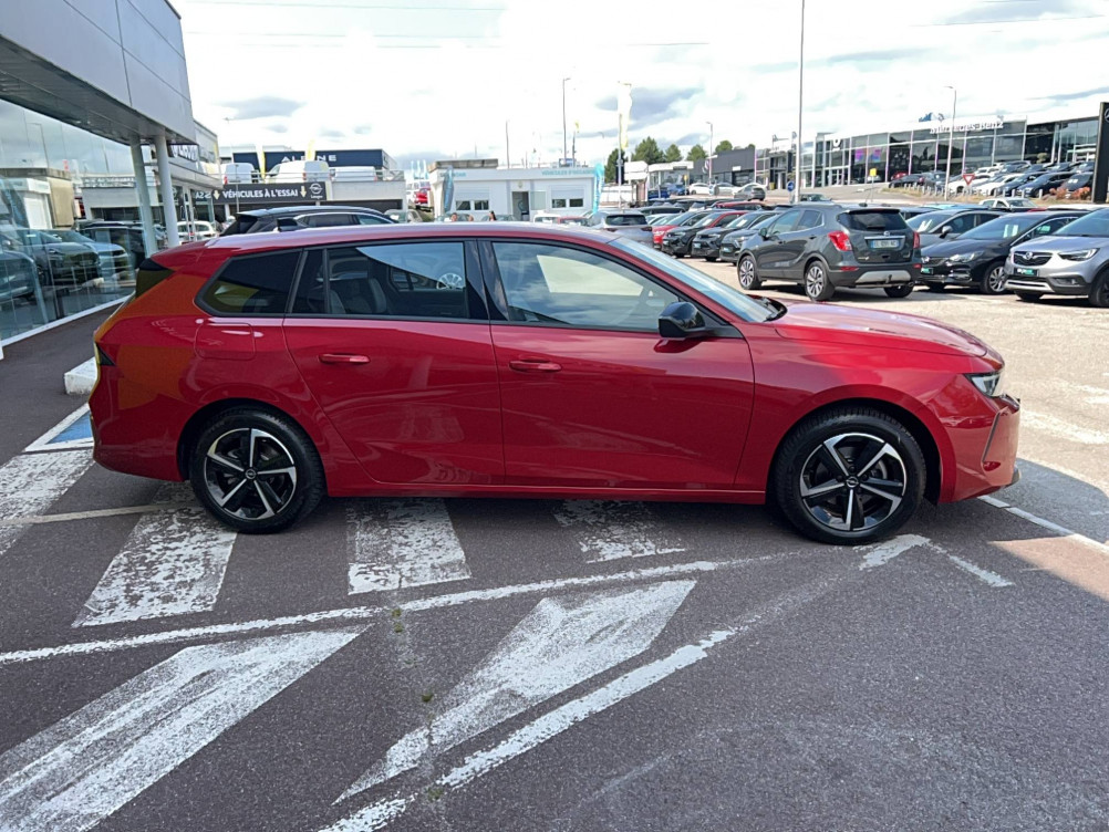 Acheter Opel Astra Sports Tourer Astra Sports Tourer 1.2 Turbo 110 ch BVM6  5p occasion dans les concessions du Groupe Faurie
