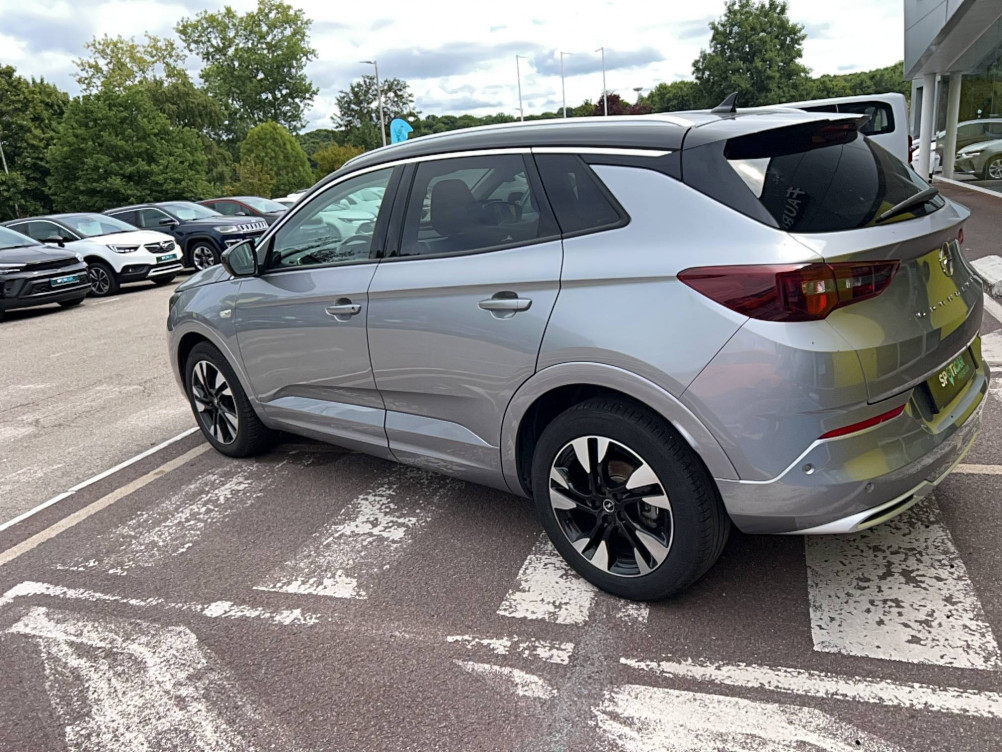 Acheter Opel Grandland Grandland 1.5 Diesel 130 ch BVA8 Ultimate 5p occasion dans les concessions du Groupe Faurie