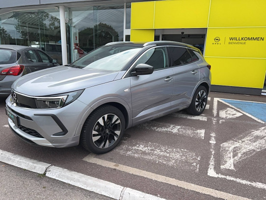 Acheter Opel Grandland Grandland 1.5 Diesel 130 ch BVA8 Ultimate 5p neuve dans les concessions du Groupe Faurie
