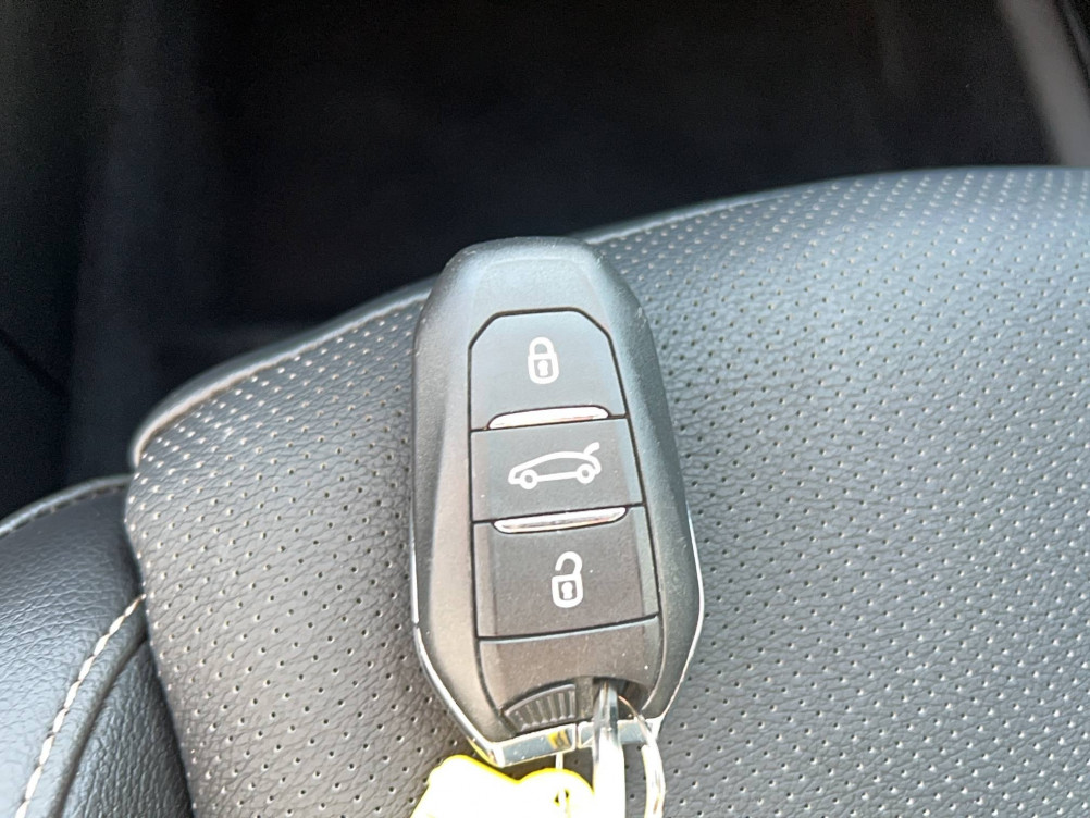 Acheter Opel Grandland X Grandland X Hybrid4 300 ch AWD BVA8 Ultimate 5p occasion dans les concessions du Groupe Faurie