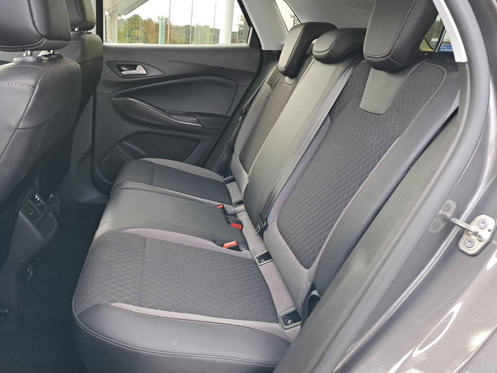 Acheter Opel Grandland X Grandland X 1.5 Diesel 130 ch BVA8 Design & Tech 5p occasion dans les concessions du Groupe Faurie