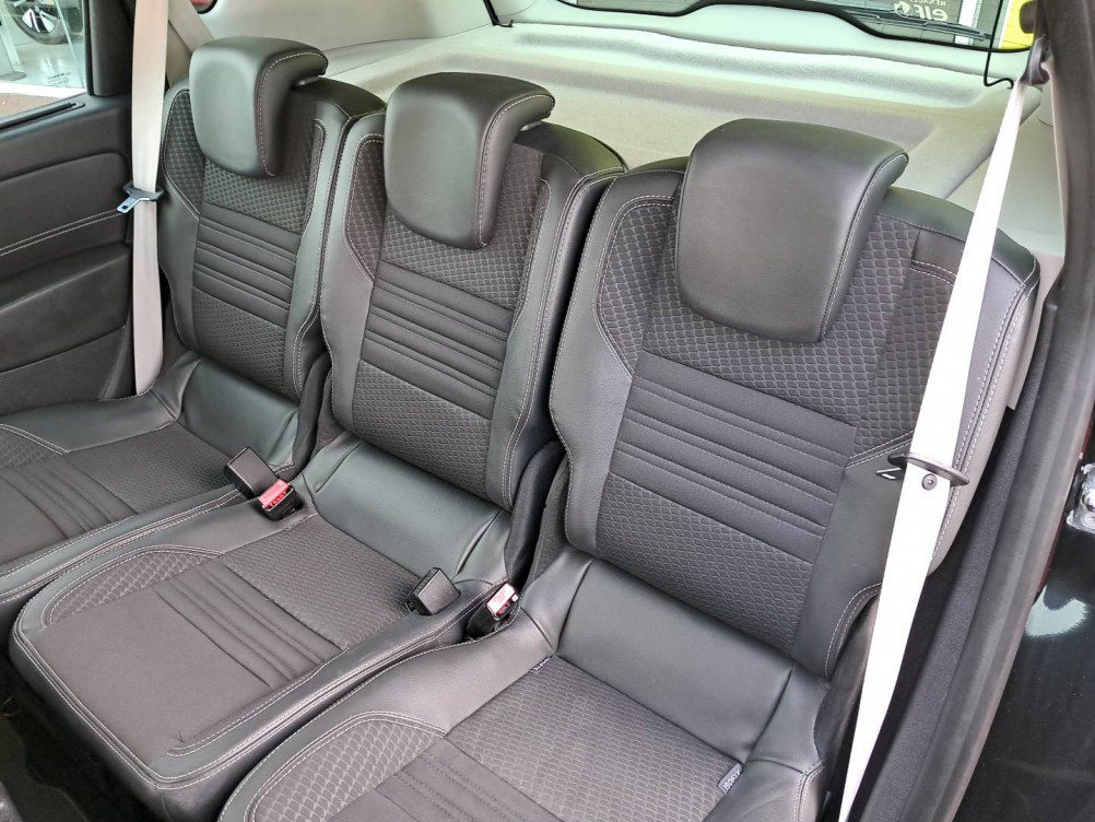 Acheter Renault Scenic 3 Scenic dCi 130 Energy FAP eco2 Bose Edition 5p occasion dans les concessions du Groupe Faurie