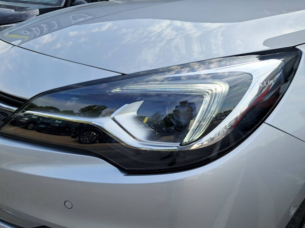 Acheter Opel Astra Sports Tourer Astra Sports Tourer 1.5 Diesel 122 ch BVA9 Elegance 5p occasion dans les concessions du Groupe Faurie