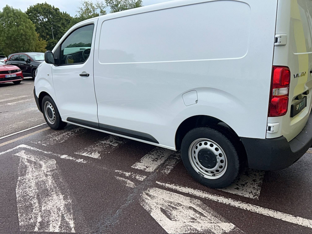 Acheter Opel Vivaro VIVARO FGN L2 2.0 DIESEL 120 CH PTAC AUGMENTE PACK CLIM 4p occasion dans les concessions du Groupe Faurie