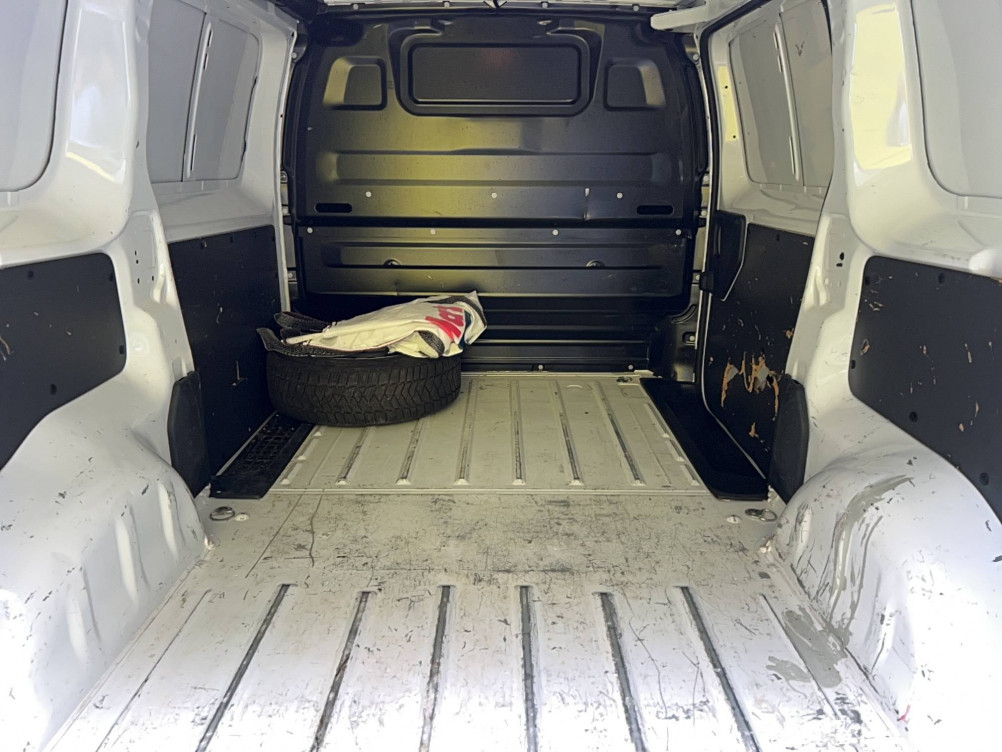 Acheter Opel Vivaro VIVARO FGN L2 2.0 DIESEL 120 CH PTAC AUGMENTE PACK CLIM 4p occasion dans les concessions du Groupe Faurie