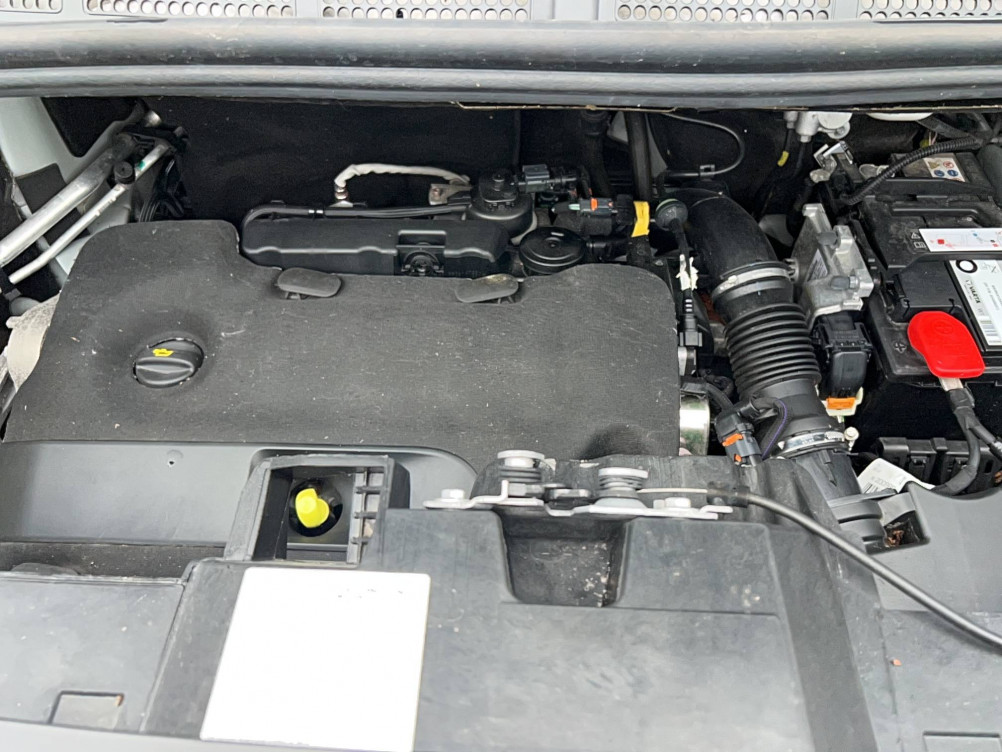 Acheter Opel Vivaro VIVARO FGN L2 2.0 DIESEL 120 CH PTAC AUGMENTE PACK CLIM 4p occasion dans les concessions du Groupe Faurie