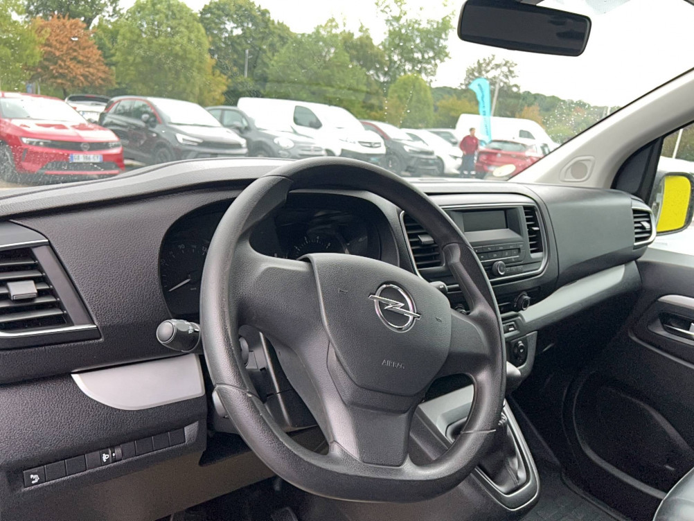 Acheter Opel Vivaro VIVARO FGN L2 2.0 DIESEL 120 CH PTAC AUGMENTE PACK CLIM 4p occasion dans les concessions du Groupe Faurie