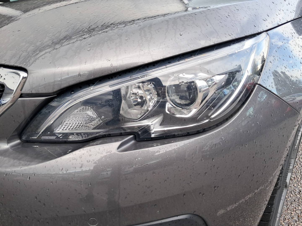 Acheter Peugeot 308 308 PureTech 130ch S&S EAT8 Tech Edition 5p occasion dans les concessions du Groupe Faurie