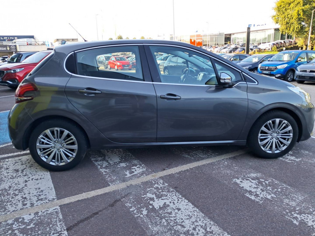 Acheter Peugeot 208 208 1.2 PureTech 110ch S&S BVM5 Allure 5p occasion dans les concessions du Groupe Faurie
