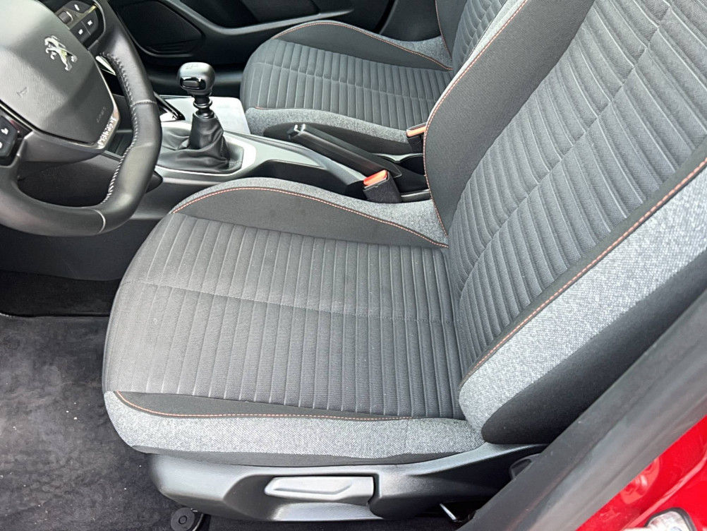 Acheter Peugeot 208 208 PureTech 100 S&S BVM6 Active 5p occasion dans les concessions du Groupe Faurie