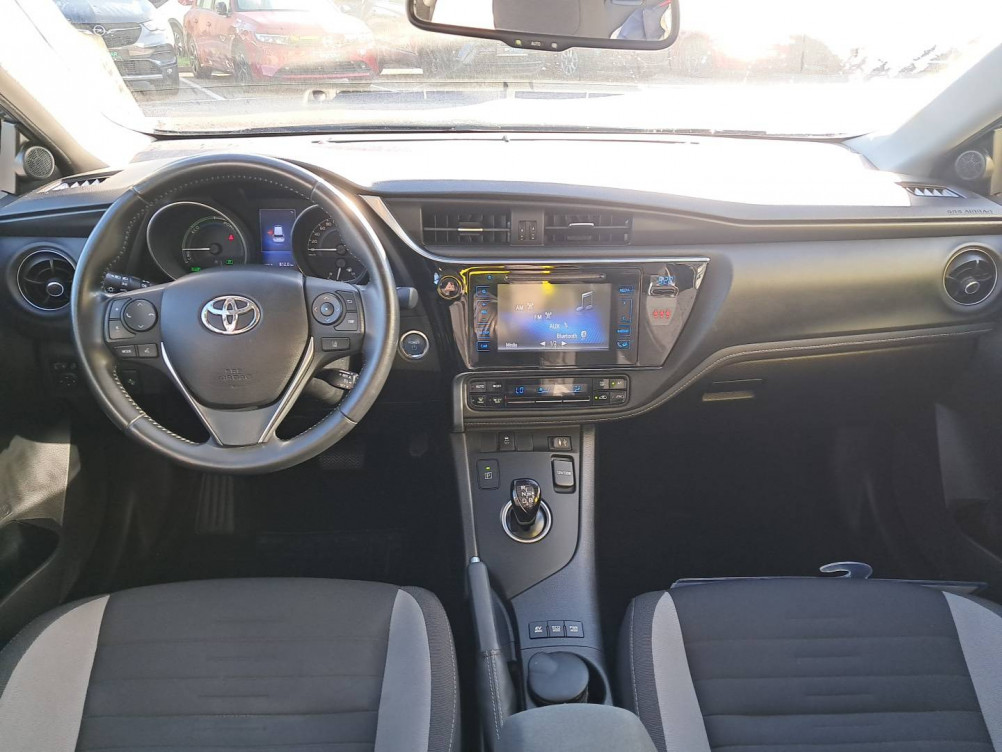 Acheter Toyota Auris Auris Hybride 136h Dynamic 5p occasion dans les concessions du Groupe Faurie