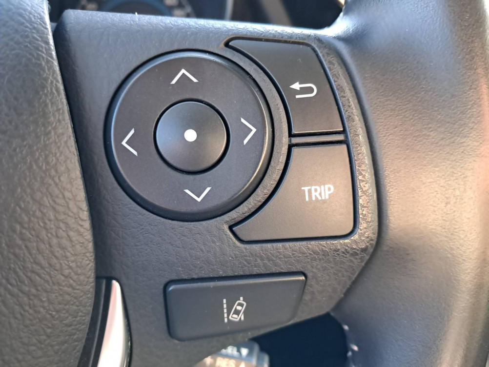 Acheter Toyota Auris Auris Hybride 136h Dynamic 5p occasion dans les concessions du Groupe Faurie