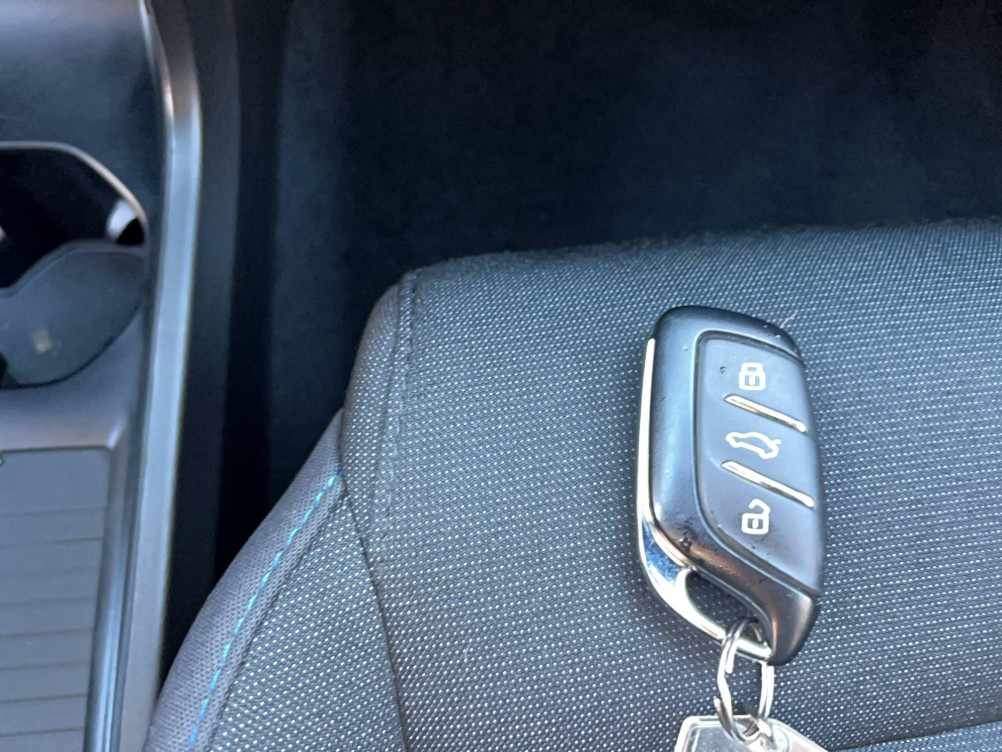 Acheter MG Motor MG 4 MG4 Electric 51kWh - 125 kW 2WD Standard 5p occasion dans les concessions du Groupe Faurie