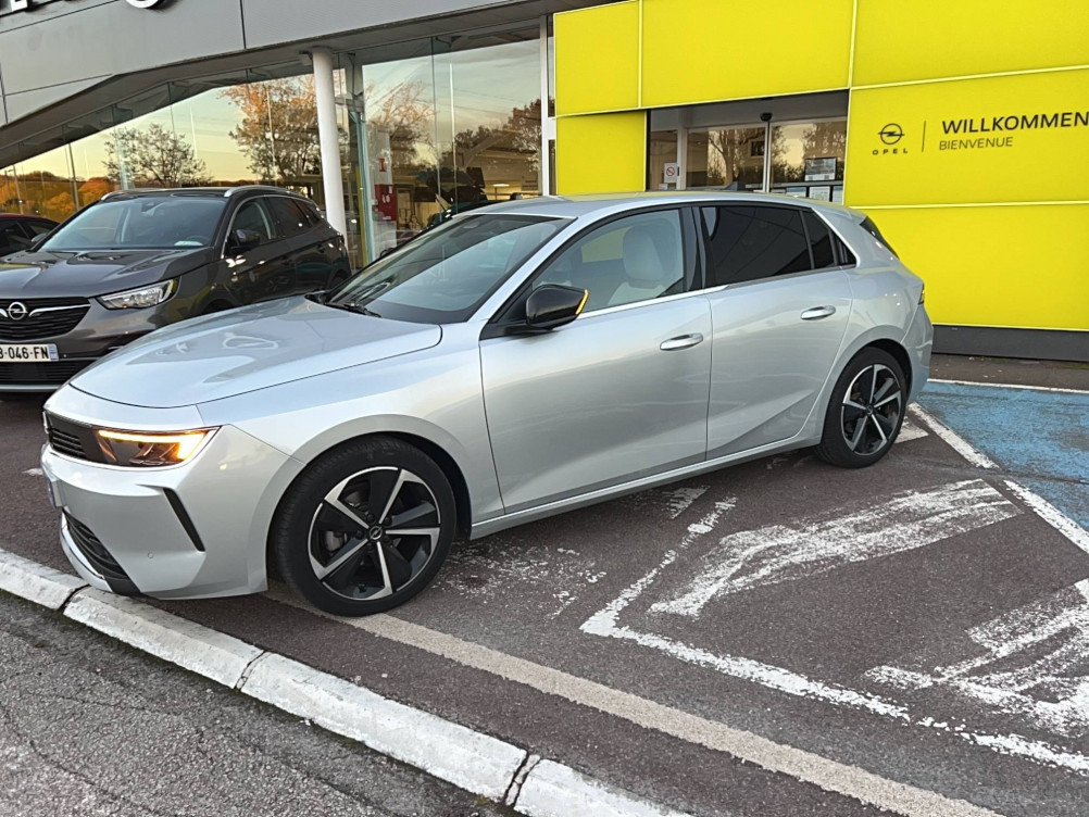 Acheter Opel Astra Astra 1.2 Turbo 130 ch BVA8 Elegance Business 5p occasion dans les concessions du Groupe Faurie