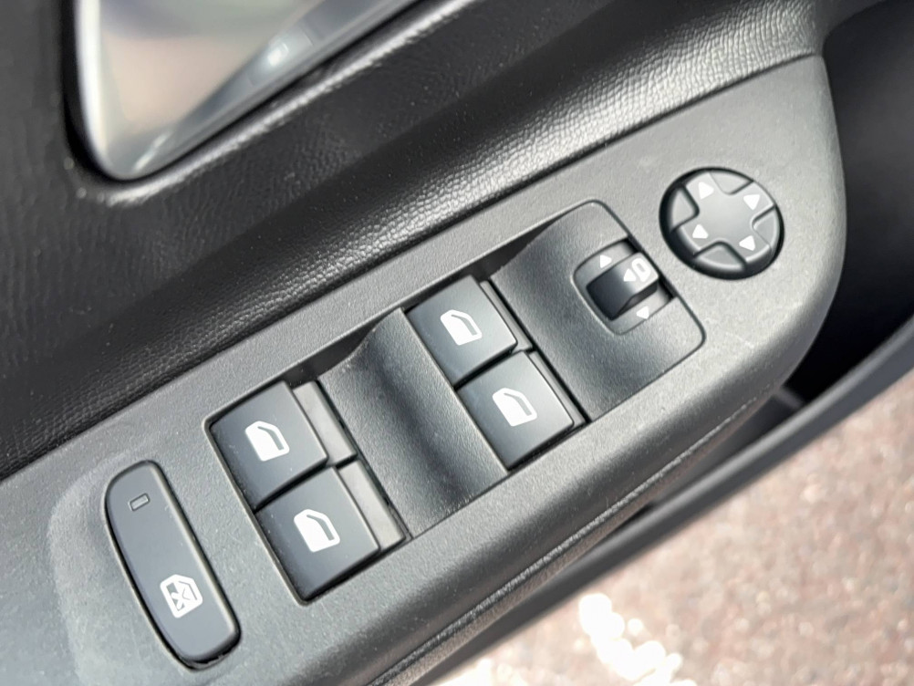 Acheter Opel Corsa Corsa 1.2 Turbo 100 ch BVA8 Elegance 5p occasion dans les concessions du Groupe Faurie