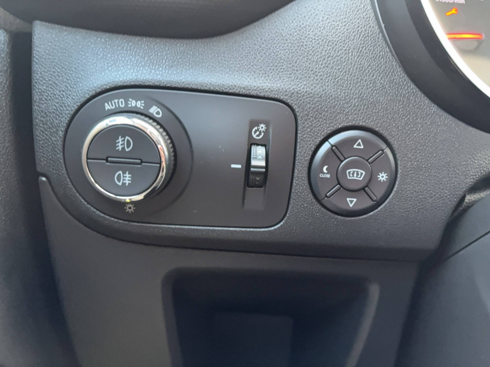 Acheter Opel Crossland Crossland 1.2 Turbo 130 ch BVA6 Ultimate 5p occasion dans les concessions du Groupe Faurie