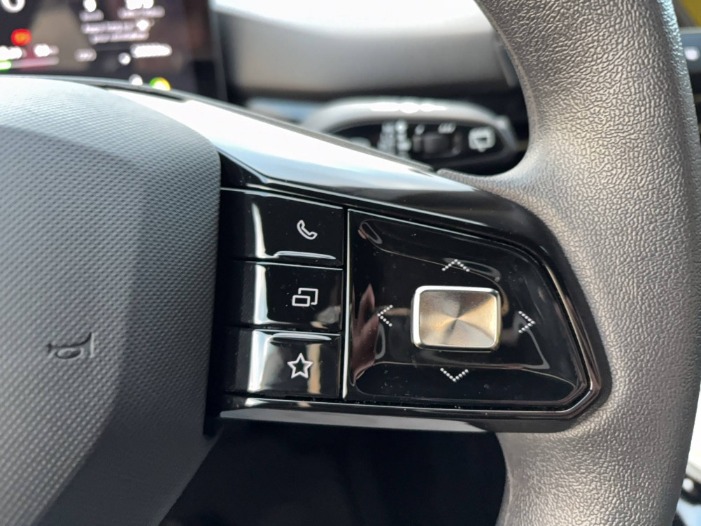 Acheter MG Motor MG 4 MG4 Electric 51kWh - 125 kW 2WD Standard 5p occasion dans les concessions du Groupe Faurie