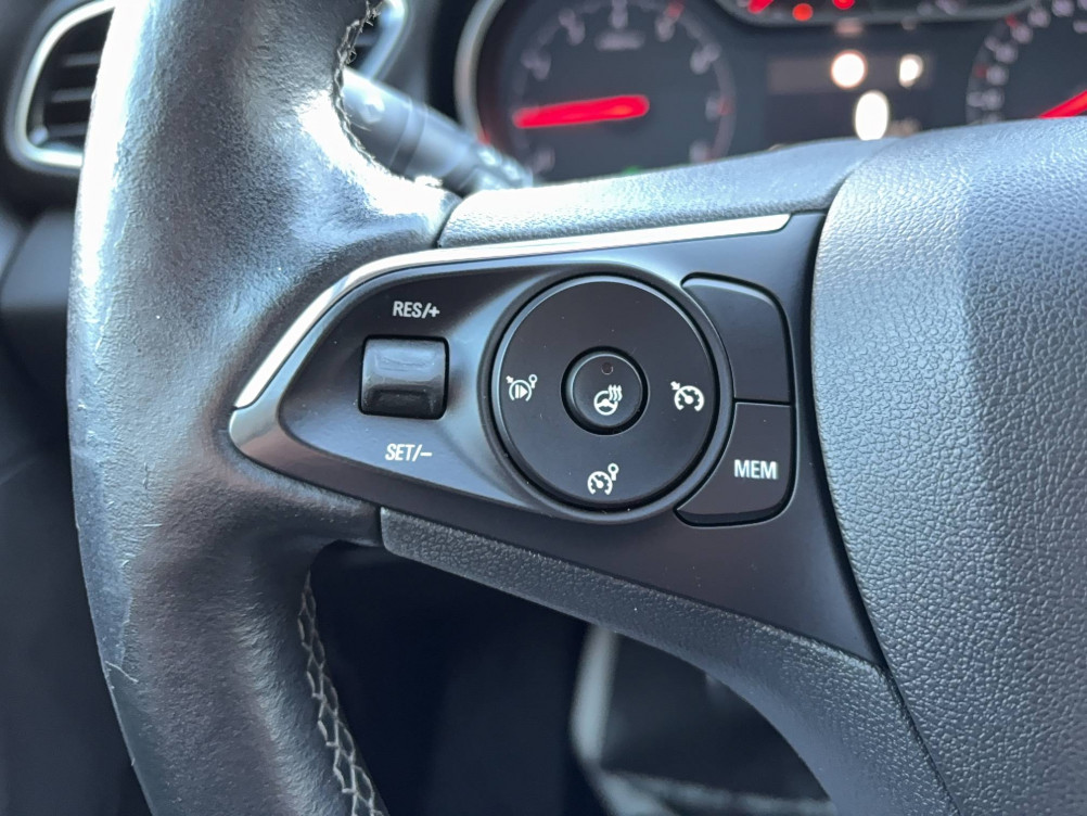 Acheter Opel Grandland X Grandland X 1.2 Turbo 130 ch BVA8 Ultimate 5p occasion dans les concessions du Groupe Faurie