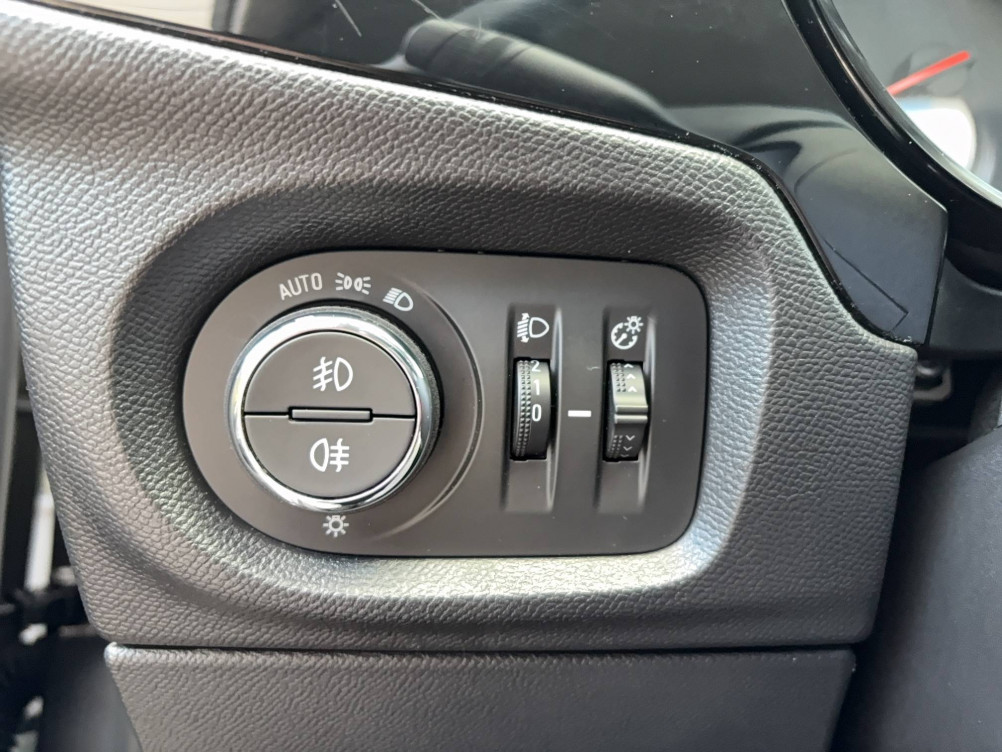 Acheter Opel Corsa Corsa 1.2 Turbo 100 ch BVM6 Edition 5p occasion dans les concessions du Groupe Faurie