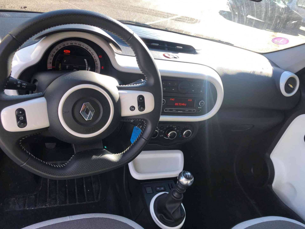 Acheter Renault Twingo 3 Twingo III 0.9 TCe 90 Energy E6C Intens 5p occasion dans les concessions du Groupe Faurie
