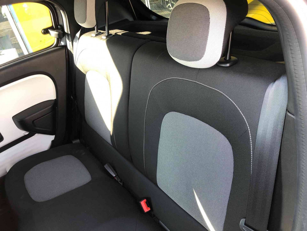 Acheter Renault Twingo 3 Twingo III 0.9 TCe 90 Energy E6C Intens 5p occasion dans les concessions du Groupe Faurie