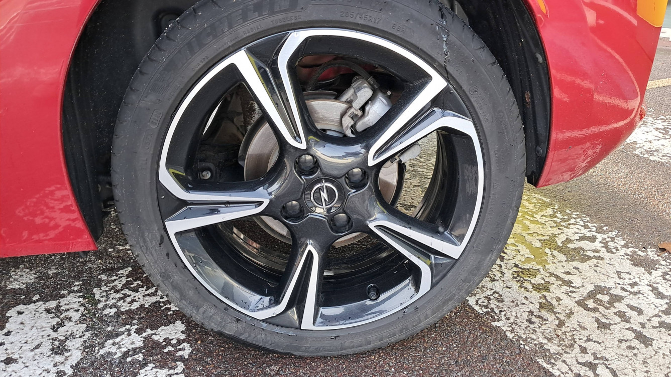 Acheter Opel Corsa Corsa 1.2 Turbo 100 ch BVA8 GS Line 5p occasion dans les concessions du Groupe Faurie