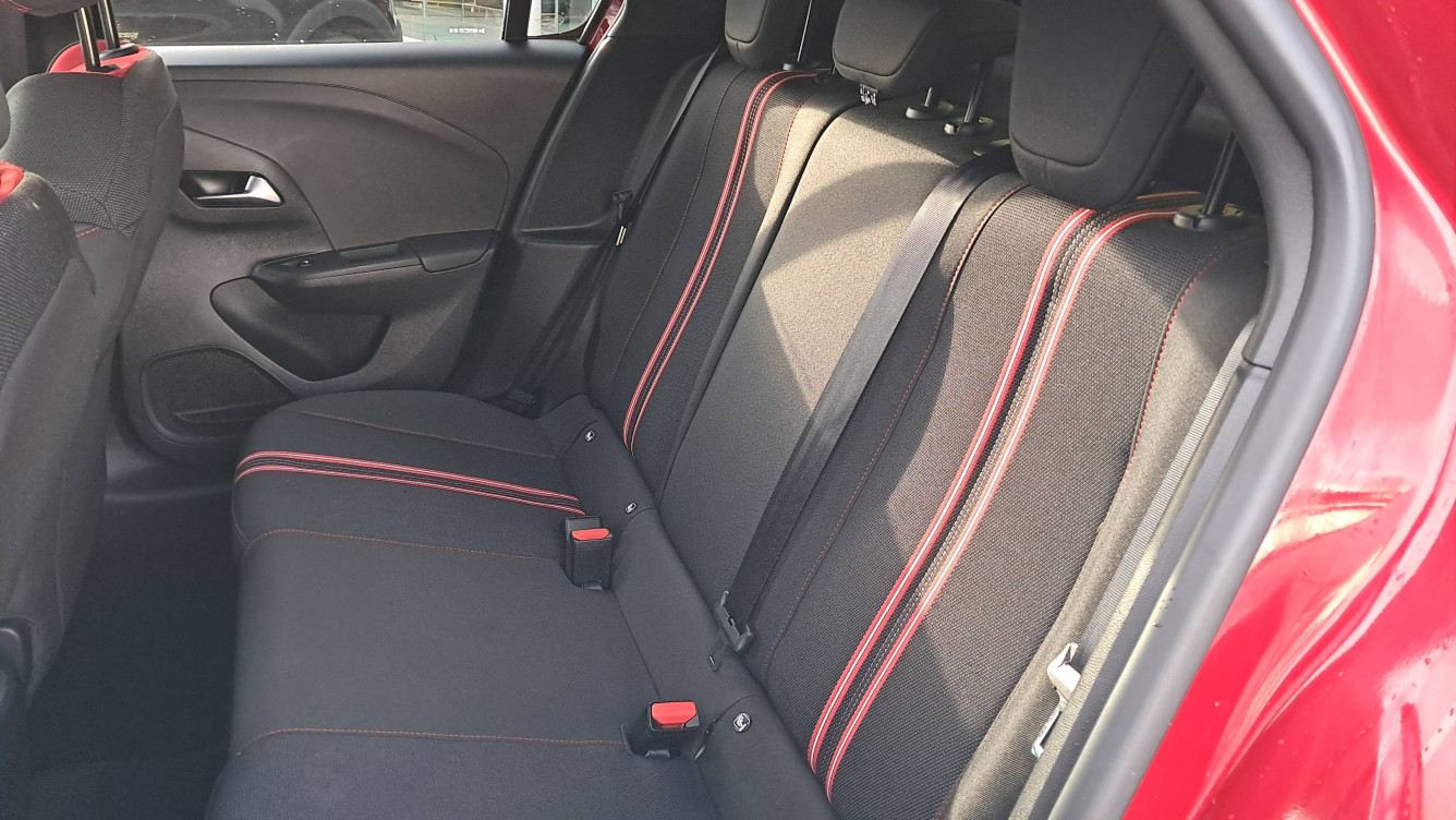 Acheter Opel Corsa Corsa 1.2 Turbo 100 ch BVA8 GS Line 5p occasion dans les concessions du Groupe Faurie