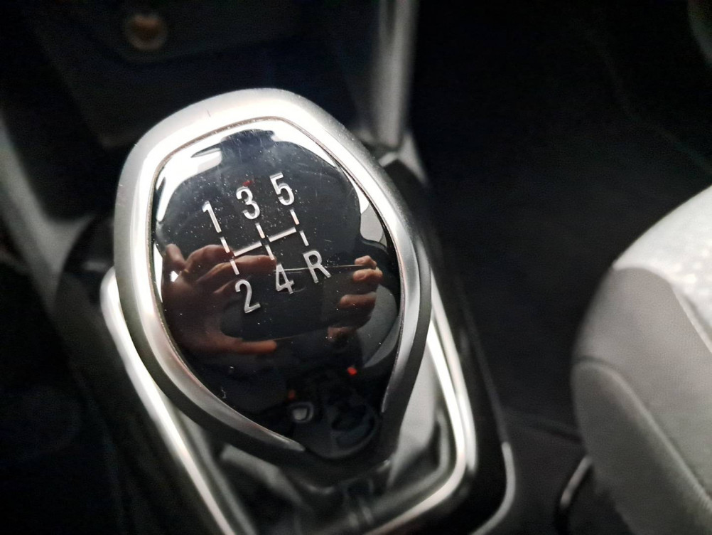 Acheter Opel Corsa Corsa 1.2 75 ch BVM5  5p occasion dans les concessions du Groupe Faurie