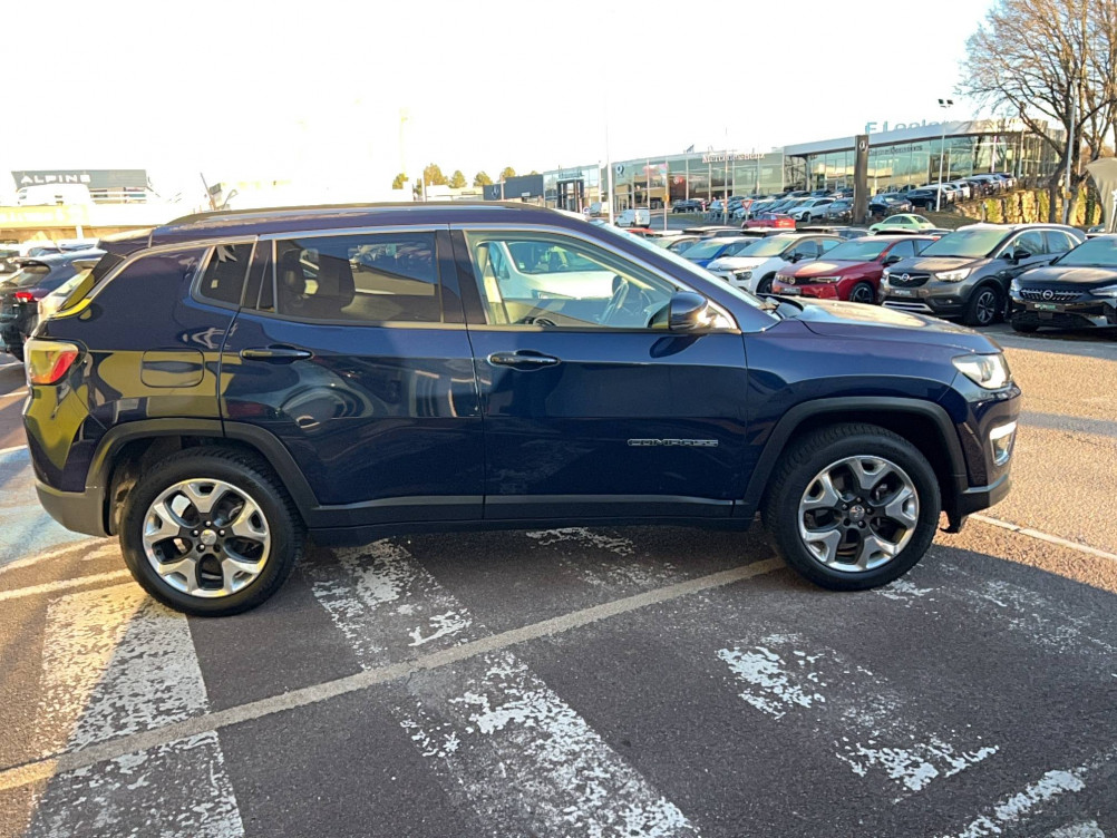 Acheter Jeep Compass Compass 1.6 I MultiJet II 120 ch BVM6 Limited 5p occasion dans les concessions du Groupe Faurie