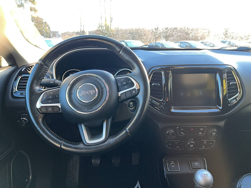 Acheter Jeep Compass Compass 1.6 I MultiJet II 120 ch BVM6 Limited 5p occasion dans les concessions du Groupe Faurie