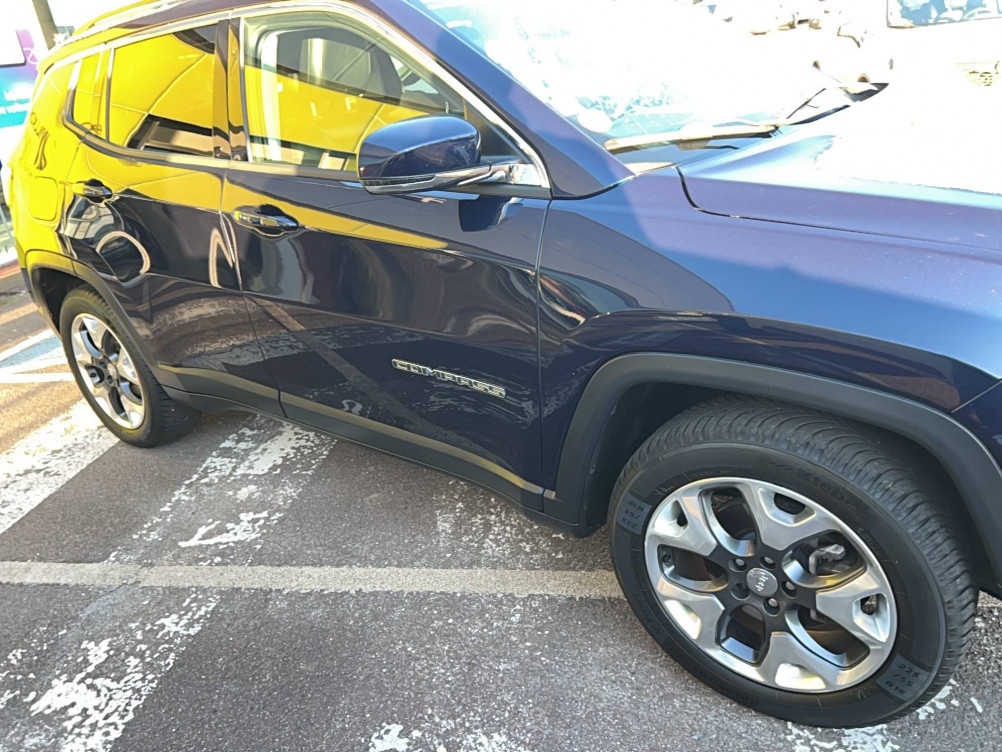 Acheter Jeep Compass Compass 1.6 I MultiJet II 120 ch BVM6 Limited 5p occasion dans les concessions du Groupe Faurie