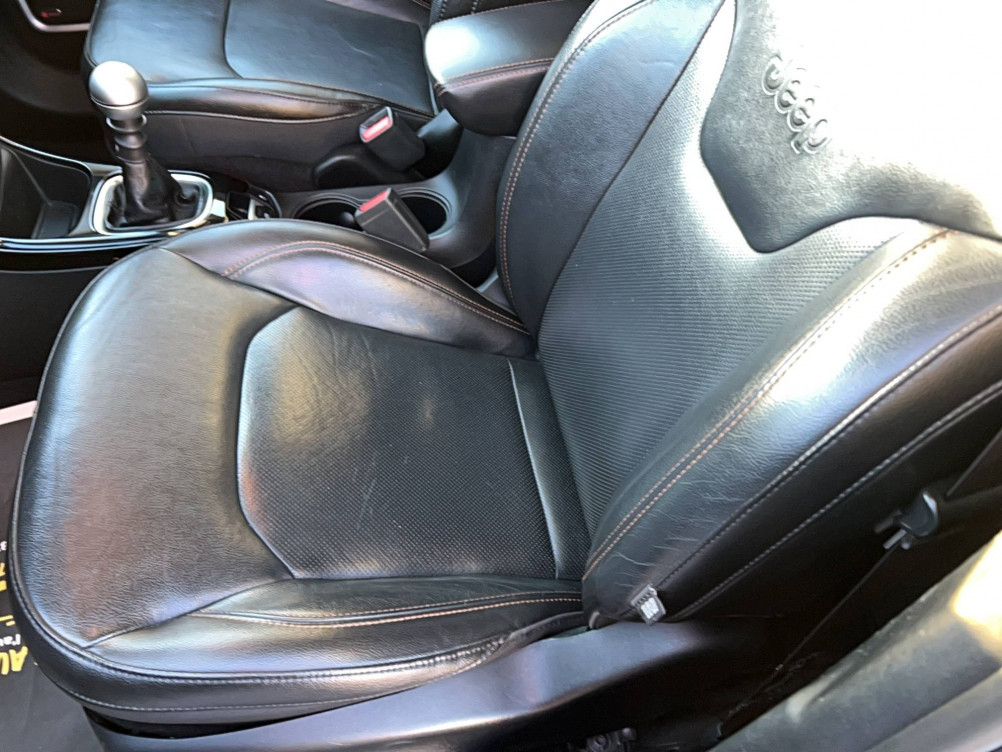 Acheter Jeep Compass Compass 1.6 I MultiJet II 120 ch BVM6 Limited 5p occasion dans les concessions du Groupe Faurie