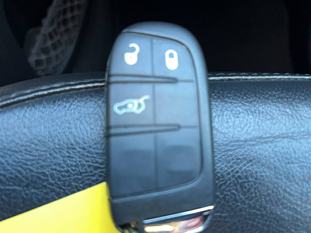 Acheter Jeep Compass Compass 1.6 I MultiJet II 120 ch BVM6 Limited 5p occasion dans les concessions du Groupe Faurie