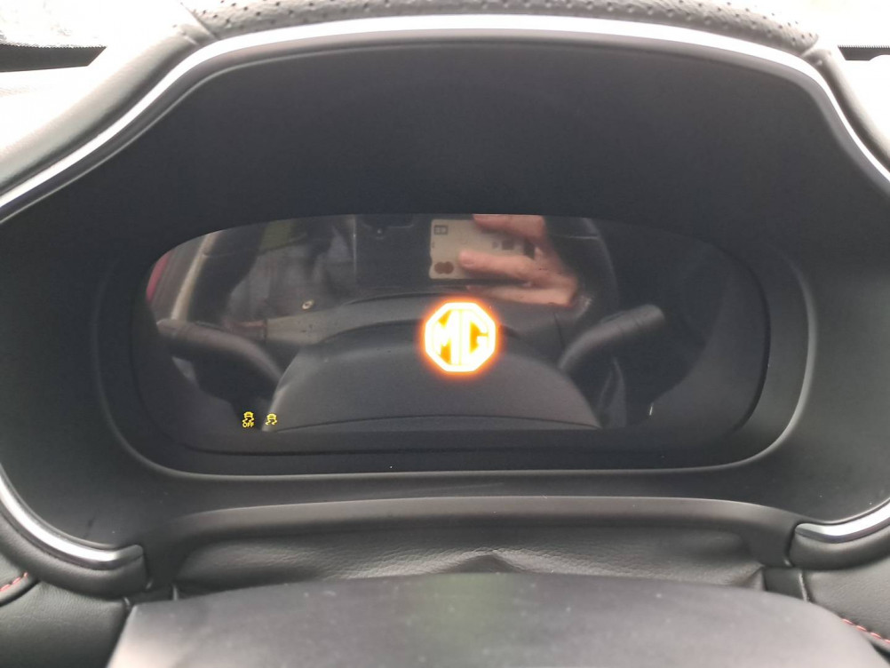 Acheter MG Motor EHS EHS 1.5T GDI PHEV Luxury 5p occasion dans les concessions du Groupe Faurie