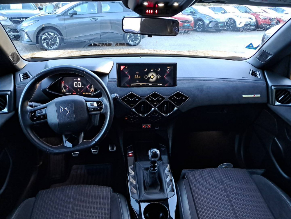 Acheter Ds Ds3 Crossback DS3 Crossback BlueHDi 100 BVM6 Performance Line 5p occasion dans les concessions du Groupe Faurie