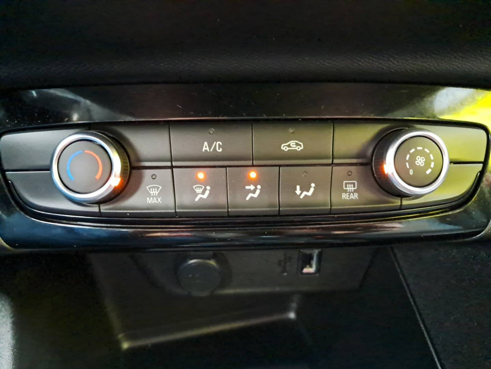 Acheter Opel Corsa Corsa 1.2 75 ch BVM5 Elegance Business 5p occasion dans les concessions du Groupe Faurie