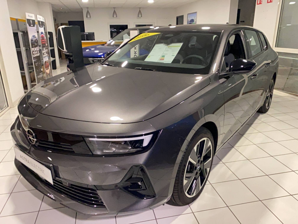 Acheter Opel Astra Sports Tourer Astra Sports Tourer Electrique 156 ch & Batterie 54 kWh  5p neuf dans les concessions du Groupe Faurie