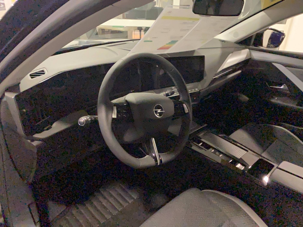 Acheter Opel Astra Sports Tourer Astra Sports Tourer Electrique 156 ch & Batterie 54 kWh  5p neuf dans les concessions du Groupe Faurie