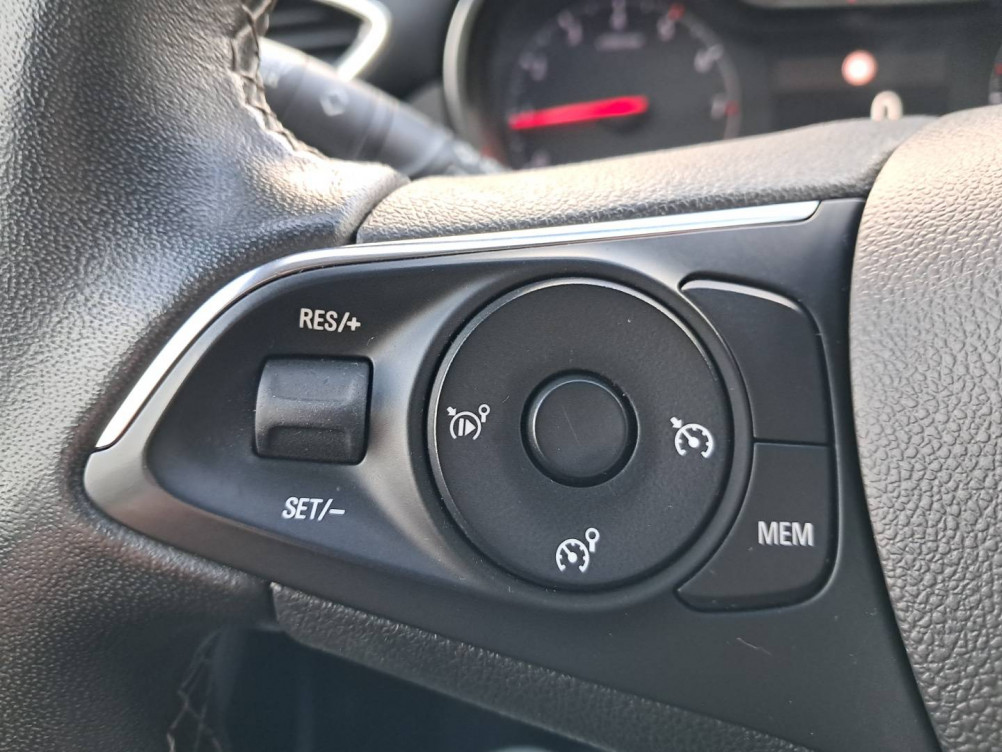 Acheter Opel Crossland Crossland 1.2 Turbo 110 ch BVM6 Elegance Business 5p occasion dans les concessions du Groupe Faurie