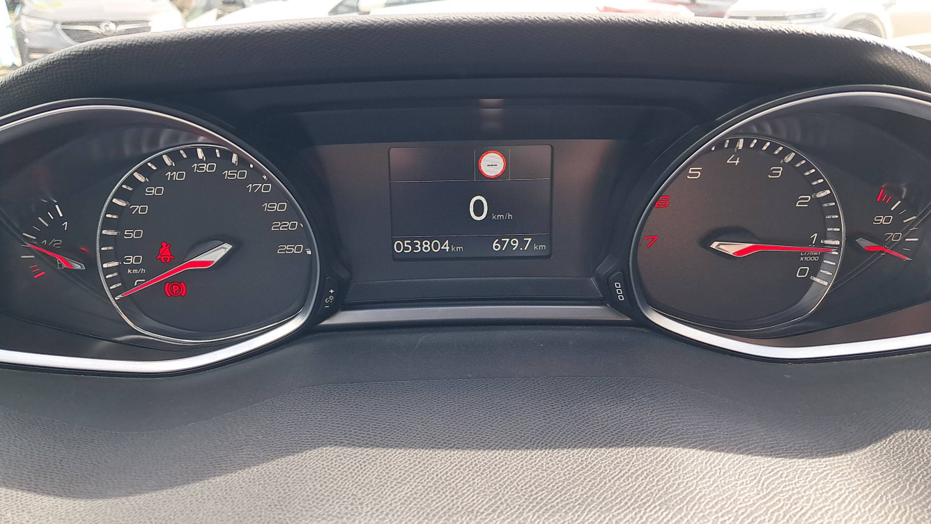 Acheter Peugeot 308 308 PureTech 110ch S&S BVM6 Allure 5p occasion dans les concessions du Groupe Faurie