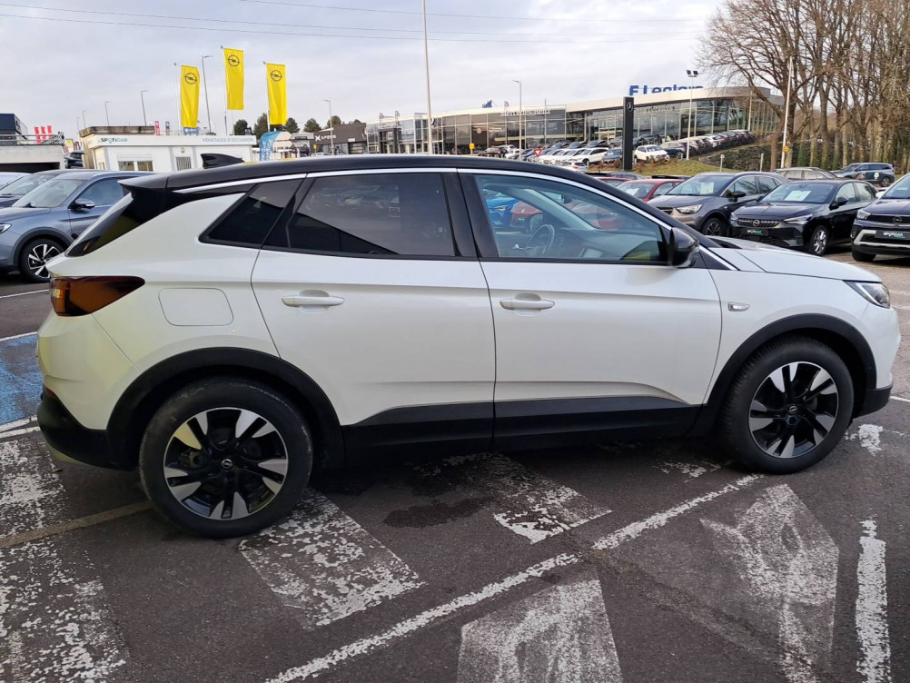 Acheter Opel Grandland X Grandland X 1.2 Turbo 130 ch Design Line 5p occasion dans les concessions du Groupe Faurie