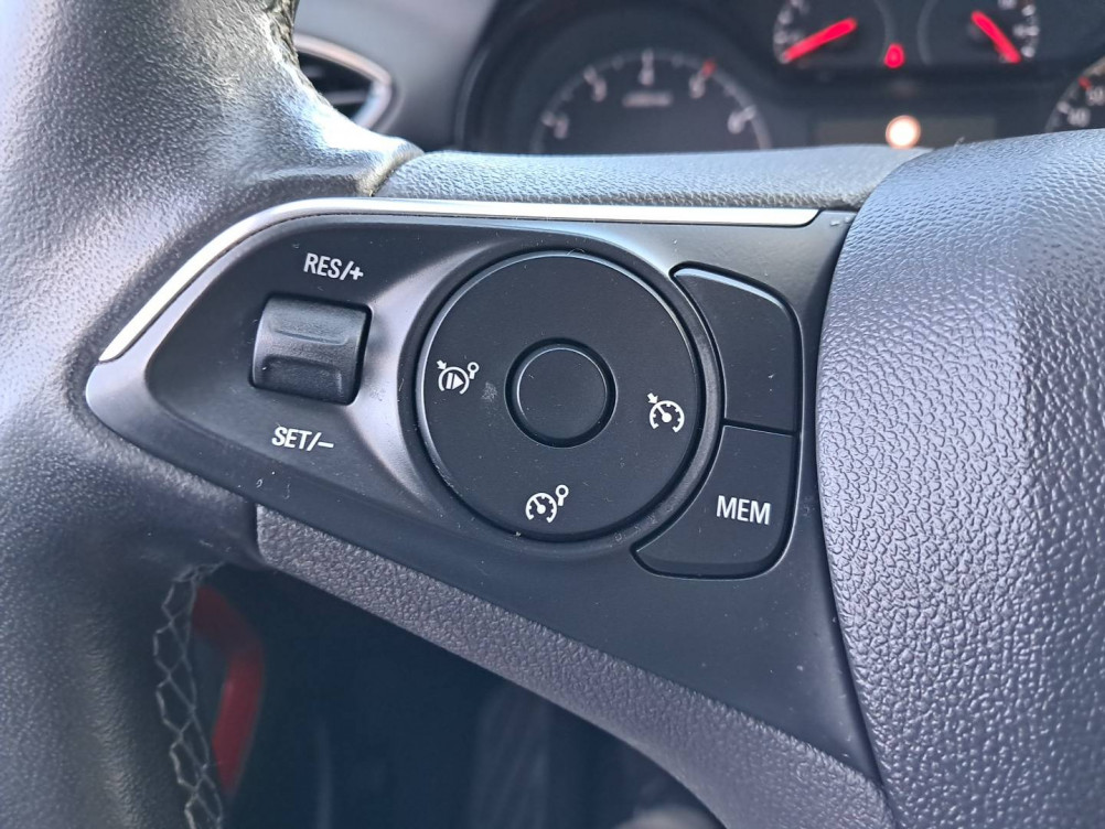 Acheter Opel Crossland Crossland 1.2 Turbo 110 ch BVM6 GS Line 5p occasion dans les concessions du Groupe Faurie