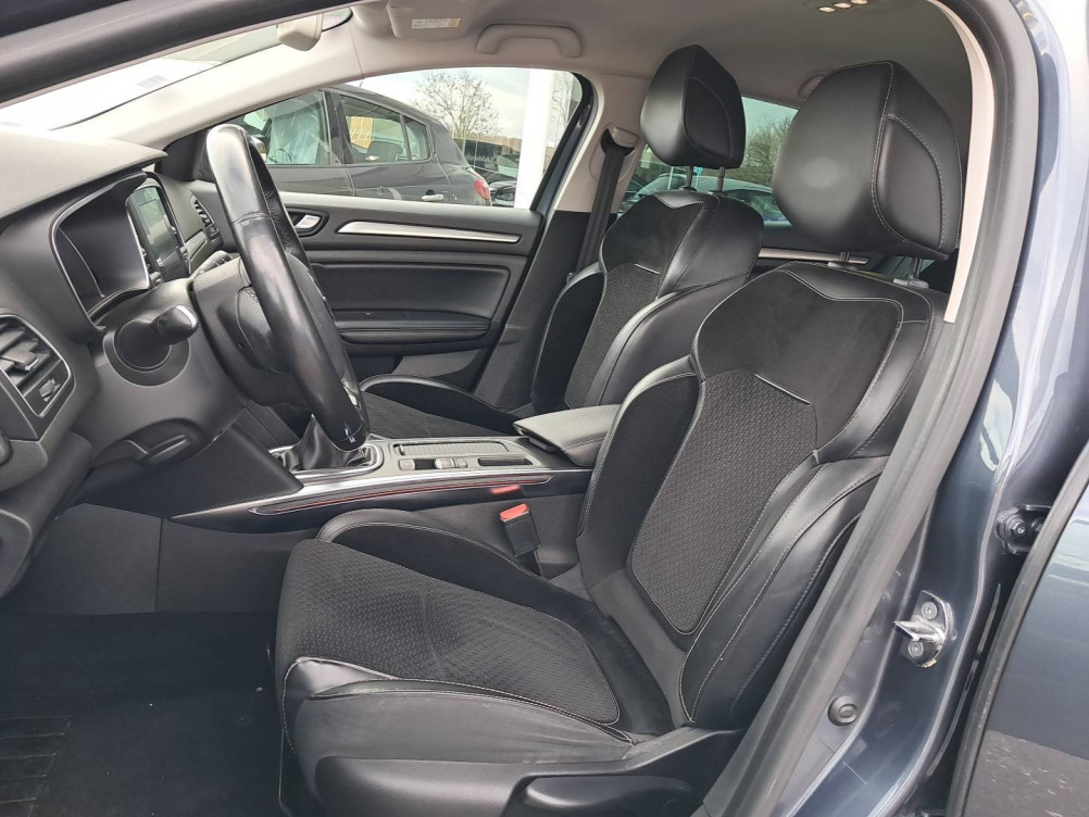 Acheter Renault Megane 4 Mégane IV Berline TCe 130 Energy Intens 5p occasion dans les concessions du Groupe Faurie