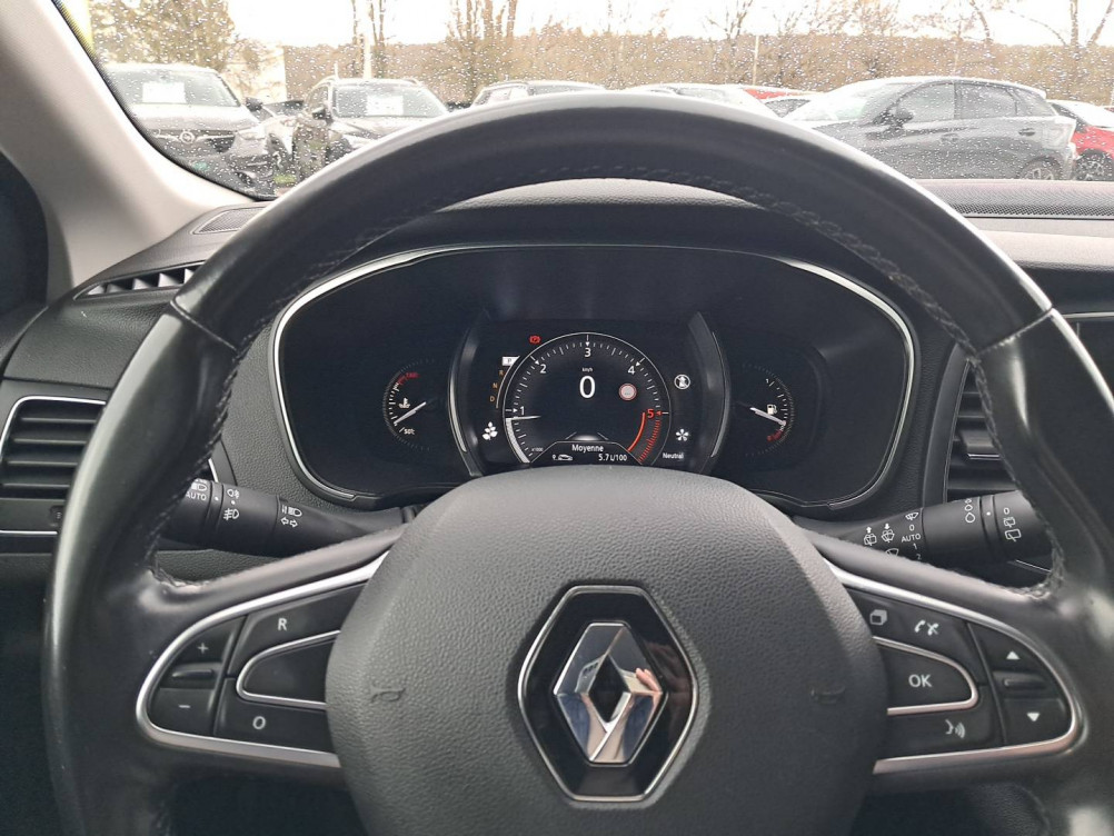 Acheter Renault Megane 4 Mégane IV Berline Blue dCi 115 EDC Intens 5p occasion dans les concessions du Groupe Faurie