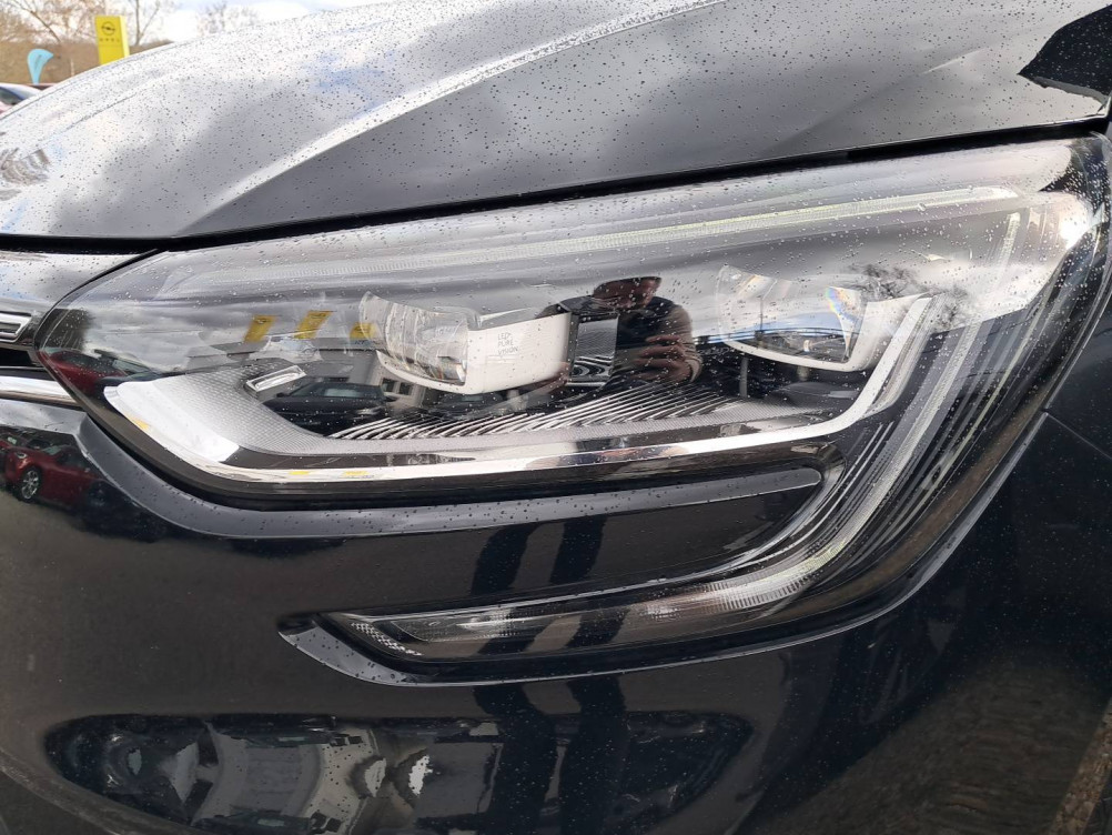 Acheter Renault Megane 4 Mégane IV Berline Blue dCi 115 EDC Intens 5p occasion dans les concessions du Groupe Faurie