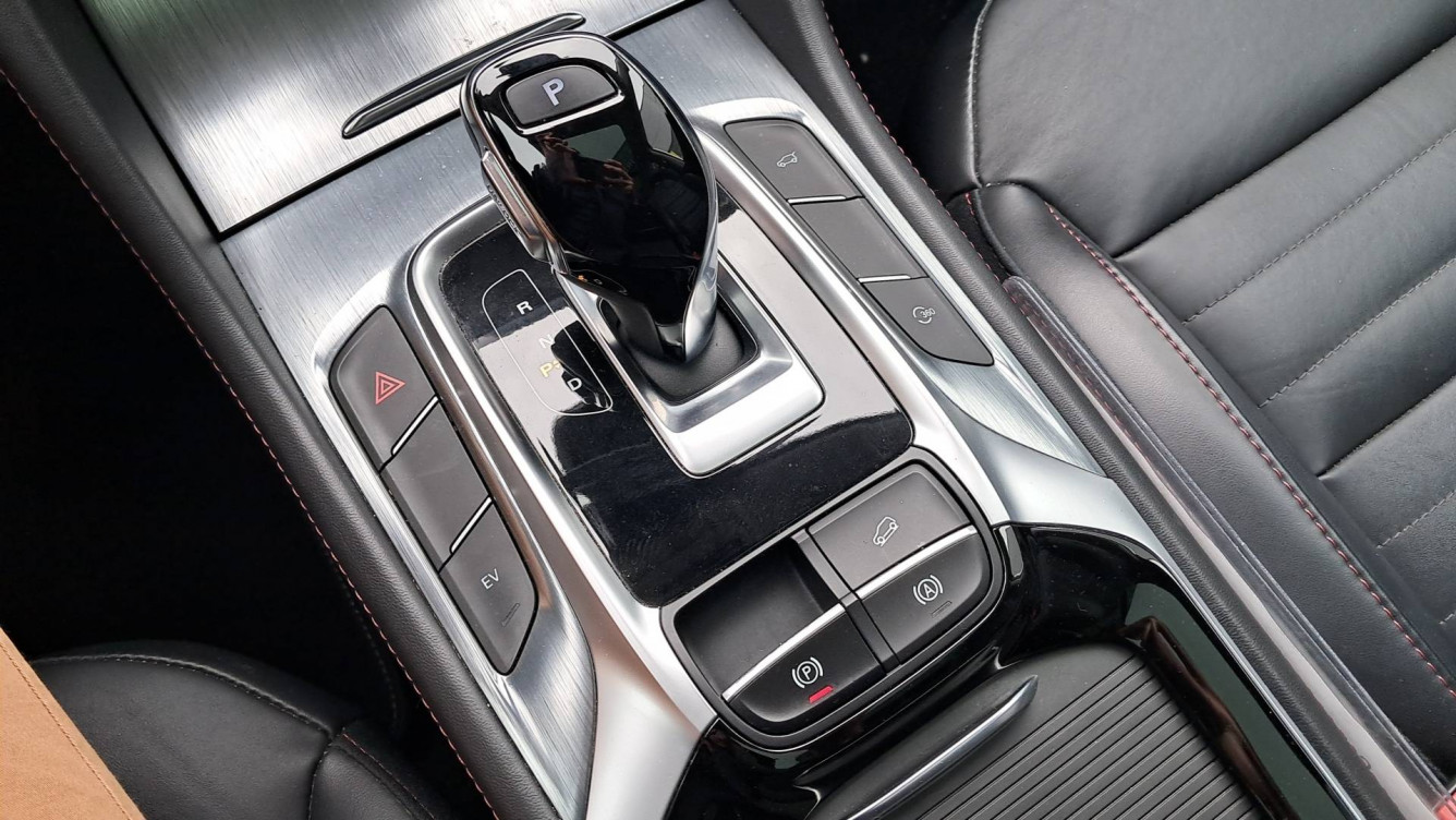 Acheter MG Motor EHS EHS 1.5T GDI PHEV Luxury 5p occasion dans les concessions du Groupe Faurie