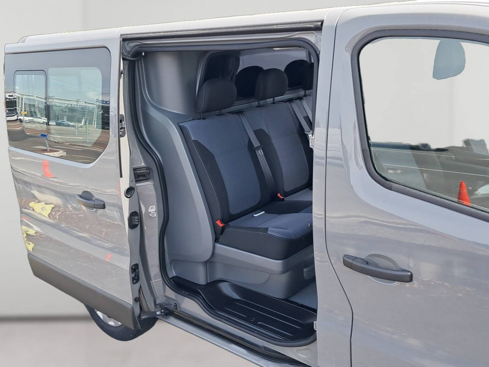 Acheter Opel Vivaro VIVARO CA F2700 L1H1 1.6 CDTI 120 CH PACK CLIM + 5p occasion dans les concessions du Groupe Faurie
